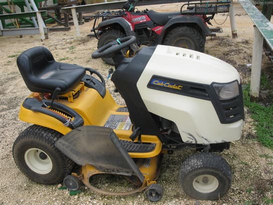 Cub Cadet LTX1042 KH