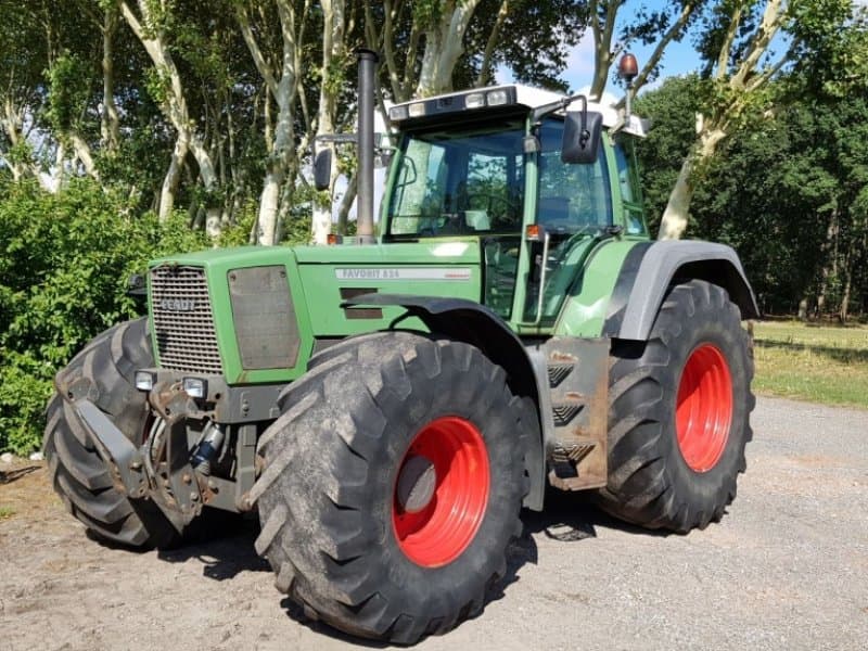 Fendt Favorit 824