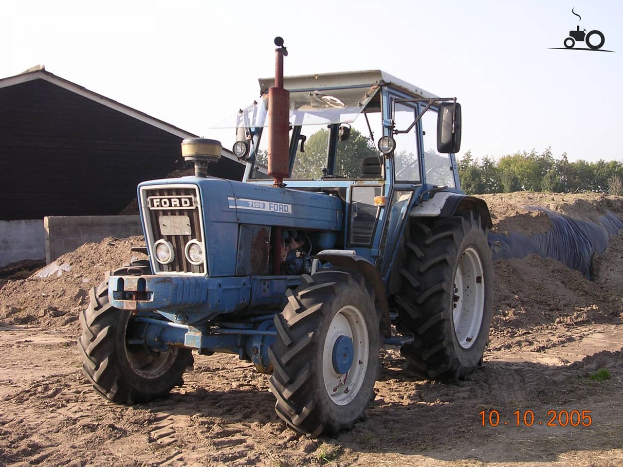 Ford 7100