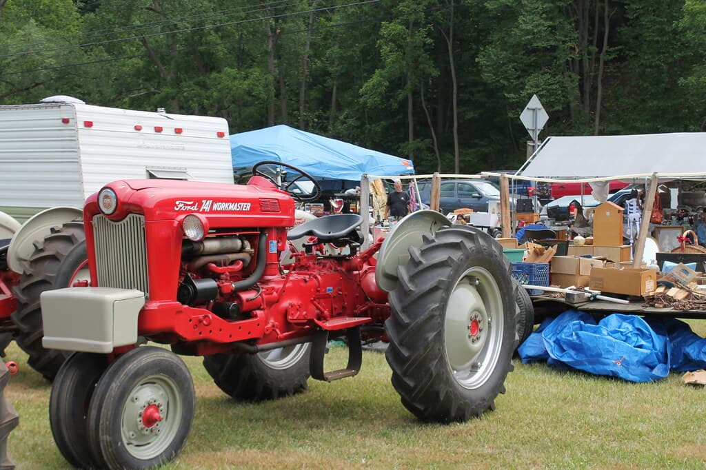 Ford 741