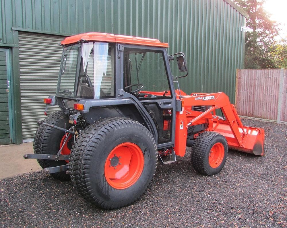 Kubota L4200