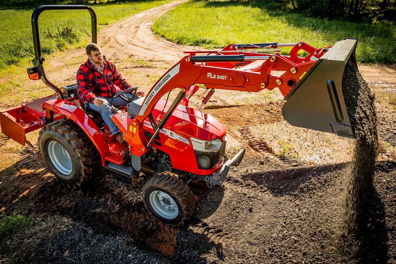 Massey Ferguson 1825E