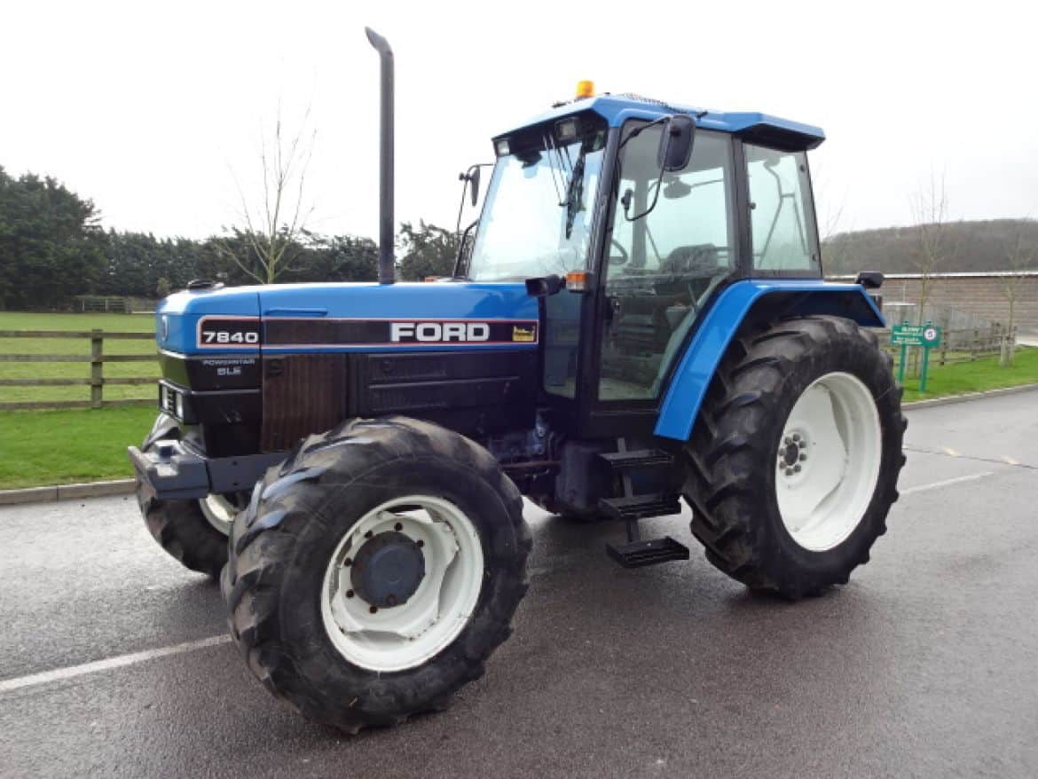 New Holland 7840