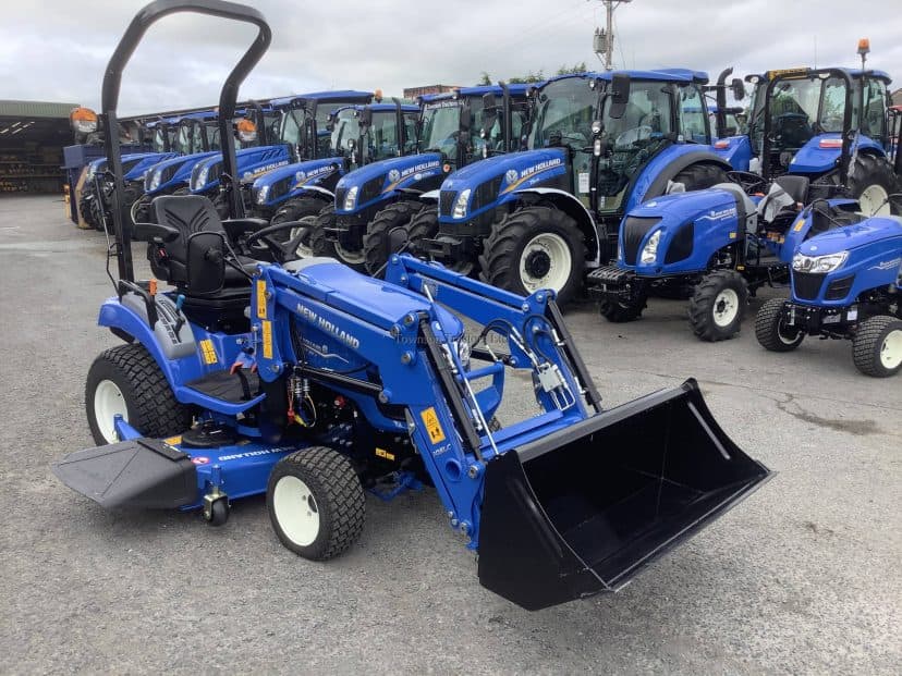 New Holland Boomer 25